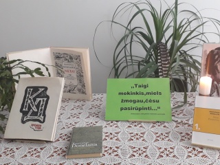 Garsiniai skaitymai „Jau saulelė vėl atkopdama budino svietą“