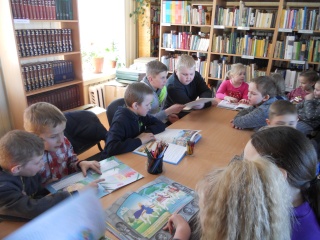 „Smagios kūrybinės dirbtuvės Dainavos bibliotekoje“
