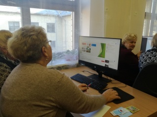 Jašiūnų bibliotekoje „Senjorų dienos internete 2019“ 