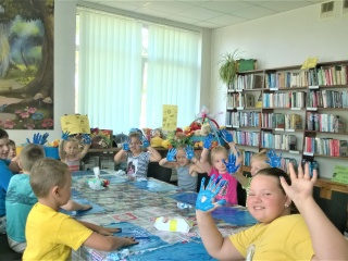 Meno terapija Akmenynės bibliotekoje