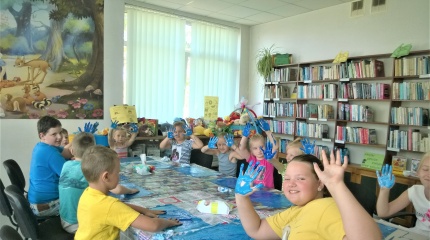Meno terapija Akmenynės bibliotekoje