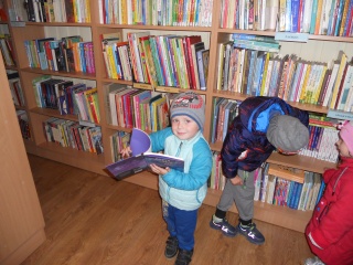 „Pažintis su biblioteka“