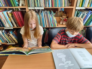 Naujų knygų aptarimas