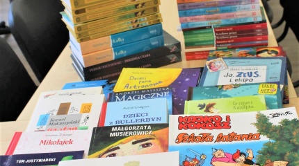 „Gera knyga į Rytus“