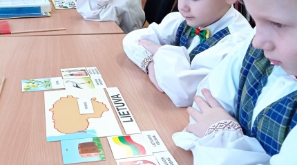 Poezijos valandėlė „Tėvynės meilė mūsų kalboje“