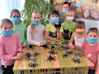 Eedukacija "Justinas Marcinkevičius vaikams. Voro vestuvės"
