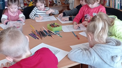 Edukacinė pamokėlė „Pasakėlių valandėlė vaikams“