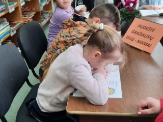 Ekskursija Baltosios Vokės miesto bibliotekoje