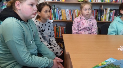 Ekskursija Pabarės bibliotekoje