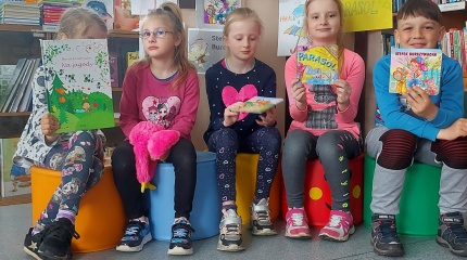 Literatūrinė popietė Akmenynės bibliotekoje