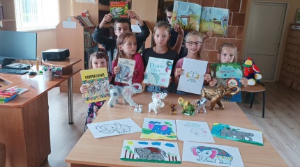 Vasaros garsiniai skaitymai Purvėnų bibliotekoje