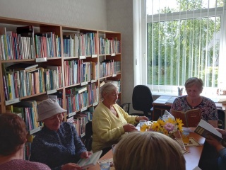 „Baladės ir romansai“ garsinis skaitymas Kalesninkų bibliotekoje