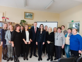Poškonių bibliotekoje vyko poezijos valandėlė