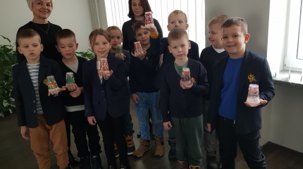 Edukacinis – kūrybinis užsiėmimas iš antrinių žaliavų „Neterš gamtos, neskubėk išmesti!“