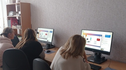 Poškonių bibliotekoje vyko „Senjorų dienos internete 2022”