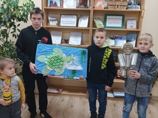 Edukacinis užsiėmimas iš antrinių žaliavų „Neįprastas žaisliukas“