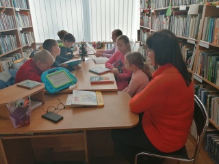 Kalėdinių knygučių garsiniai skaitymai