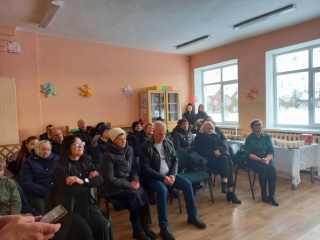Kalėdinis gyventojų susitikimas Jurgelionių bibliotekoje