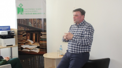 Šalčininkų bibliotekoje viešėjo šeimos gydytojas Valerijus Morozovas