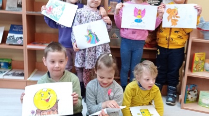 „Kas knygoje gyvena?“