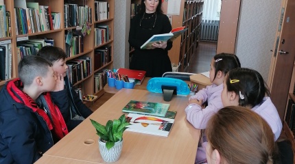 Garsinio skaitymo valandėlė „Ateikit, niekad nenuvilsim“