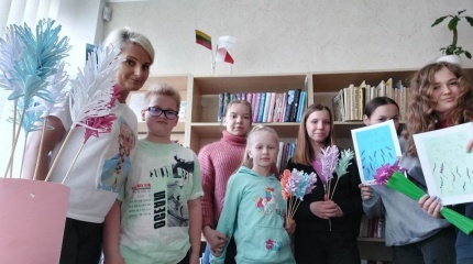 Motinos dienos minėjimas Tribonių bibliotekoje