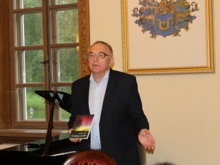 Susitikimas su žurnalistu, publicistu, aktyviu visuomenės veikėju, poetu Henriku Mažul