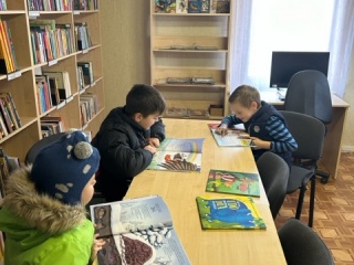 Skynimų bibliotekoje vyko garsinis skaitymas