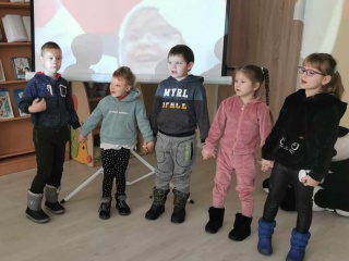 Literatūrinis rytmetis „Pasigrožėk gimtąja kalba...“