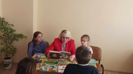 Garsinis skaitymas „Linksmosios lietuvių pasakos“