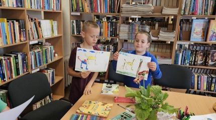 Mažųjų skaitytojų apsilankymas Pabarės bibliotekoje