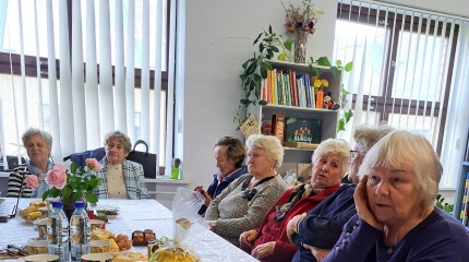 Senjorų diena Jašiūnų bibliotekoje
