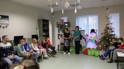 Kalėdinis džiaugsmas bibliotekoje! 