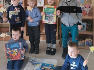 Garsinis skaitymas „Pasakėlių valandėlė vaikams“