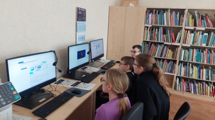 Tribonių bibliotekoje vyko Saugesnio interneto savaitės minėjimas