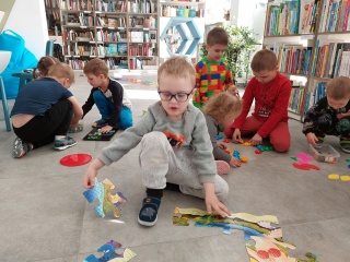 „Šiuolaikinė biblioteka - tai ne tik knyga“