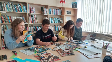 Edukacinis užsiėmimas „Skirtukas savo rankomis“