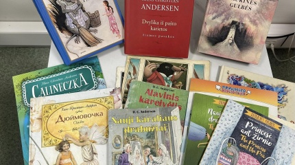 Knygų paroda „Hanso Kristiano Anderseno pasakos“