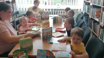 Pažintinė ekskursija „Mano pirmoji pažintis su biblioteka“