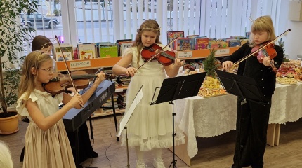 Šalčininkų bibliotekoje įvyko šventiškas kalėdinis renginys