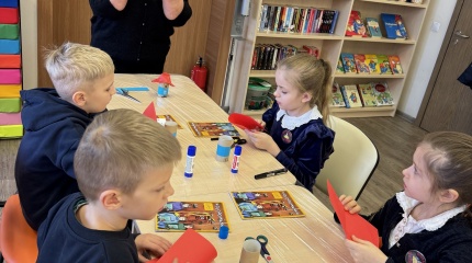 Kūrybiškas renginys „Pedingtono nuotykiai bibliotekoje“
