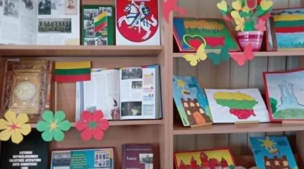 Literatūros, spaudinių bei vaikų kūrybinių darbų paroda