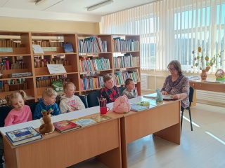 Literatūrinis rytmetis vaikams „Pabūkime drauge knygų šalyje“