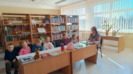 Literatūrinis rytmetis vaikams „Pabūkime drauge knygų šalyje“
