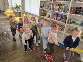 Pirmoji pažintis su biblioteka