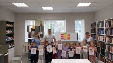 Obchody Międzynarodowego Dnia Kropki i poznawanie biblioteki!
